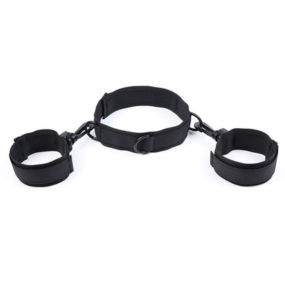 OHMAMA FETISH - MENOTTES ET COLLIER EN NYLON OHMAMA FETISH