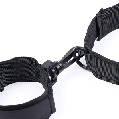 OHMAMA FETISH - MENOTTES ET COLLIER EN NYLON OHMAMA FETISH