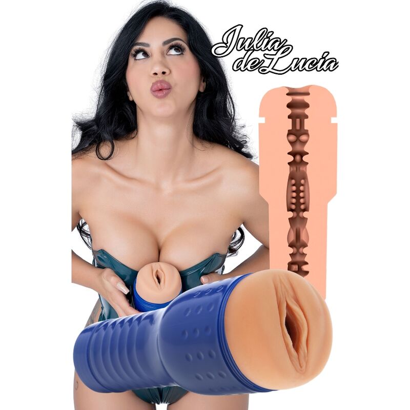 PRIVATE - JULIA DE LUCIA MASTURBATEUR DE CHATTE PORNSTAR PRIVATE