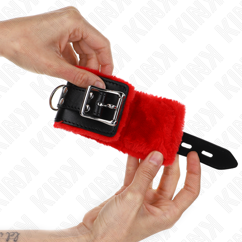 KINK - APPUI-POIGNETS DOUBLÉS DE FOURRURE AVEC TROUS CARRÉS CEINTURE ROUGE ET NOIRE RÉGLABLE 17-29 CM X 6 CM KINK WRIST RESTRAINT