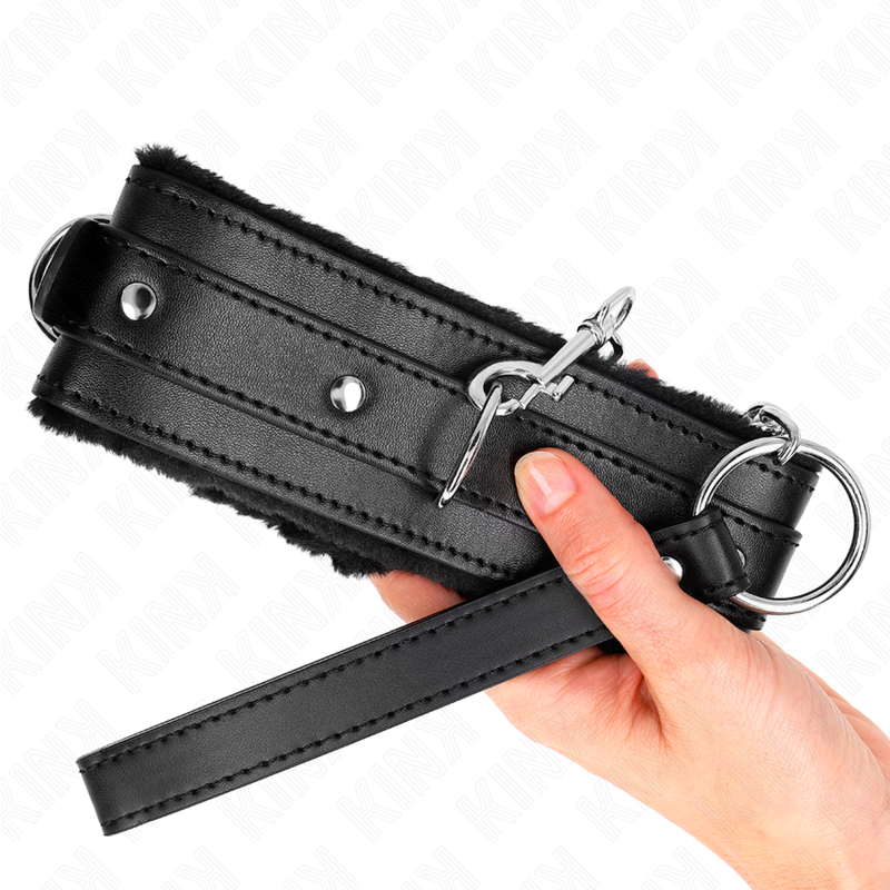 KINK - COLLIER AVEC LAISSE 65 CM AVEC RESTRICTIONS NOIR 36-42 CM X 5,5 CM KINK COLLAR & GAG