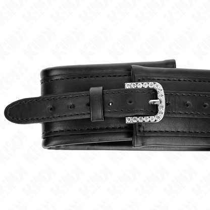 KINK - COLLIER AVEC BRACELET À BOUCLE BRILLANTE 65 CM 48,5 CM X 5,3 CM KINK COLLAR & GAG