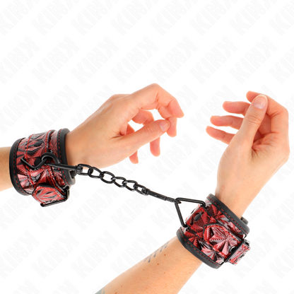 KINK - APPUI-POIGNETS MOTIF DIAMANT ROUGE FONCÉ RÉGLABLE 17-26 CM X 5,5 CM KINK WRIST RESTRAINT