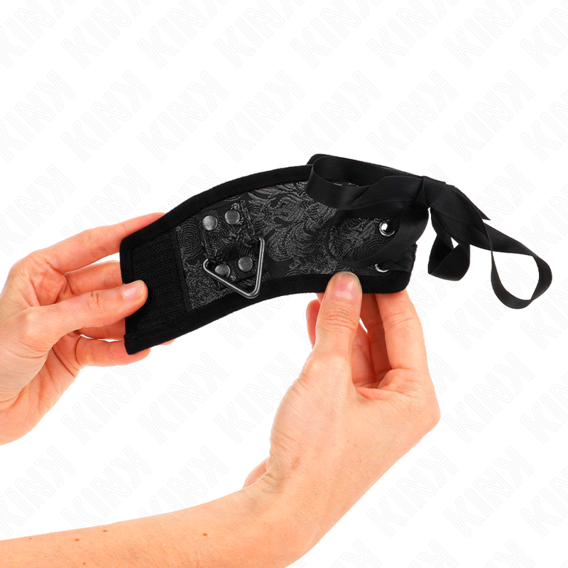 KINK - RETENUES-POIGNETS SCANDAL DÉTAILS DENTELLE NOIRE 24,5 CM X 6,5 CM KINK WRIST RESTRAINT