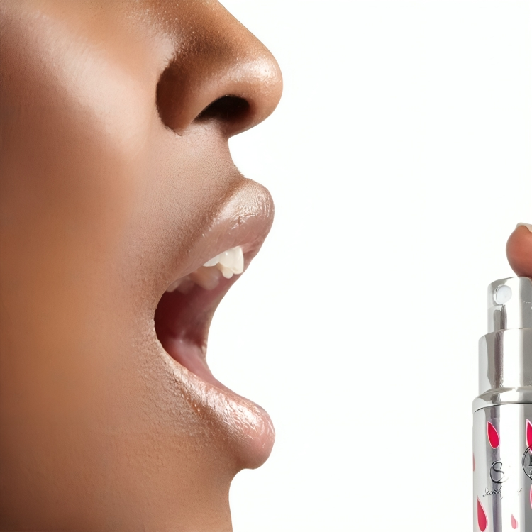 SECRETPLAY - SPRAY SEXUEL ORAL À LA FRAISE ACIDE SECRETPLAY COSMETIC