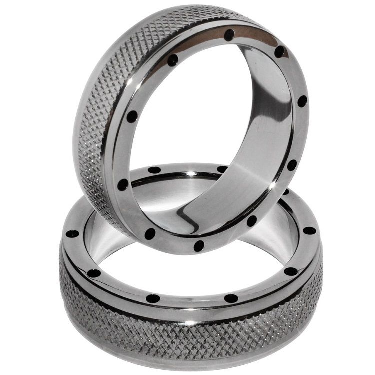 METAL HARD - ANNEAU POUR PÉNIS ET TESTICULES 50MM METAL HARD