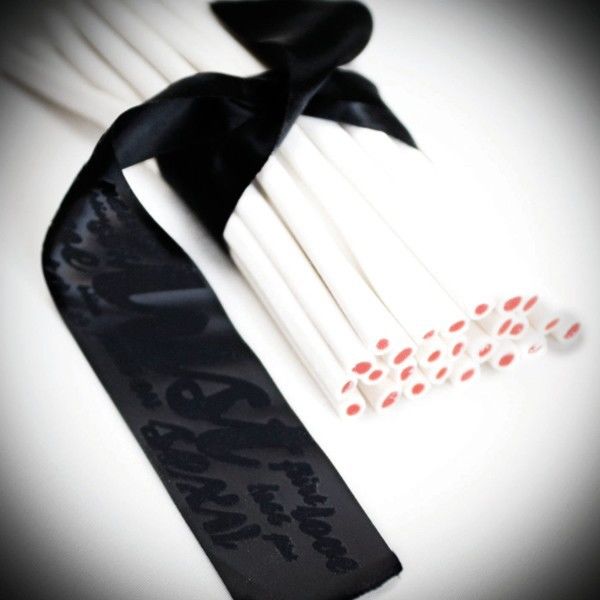 BIJOUX - LES PETITS BONBONS MENOTTES SENSUELLES EN SOIE BIJOUX PETITS BONBONS
