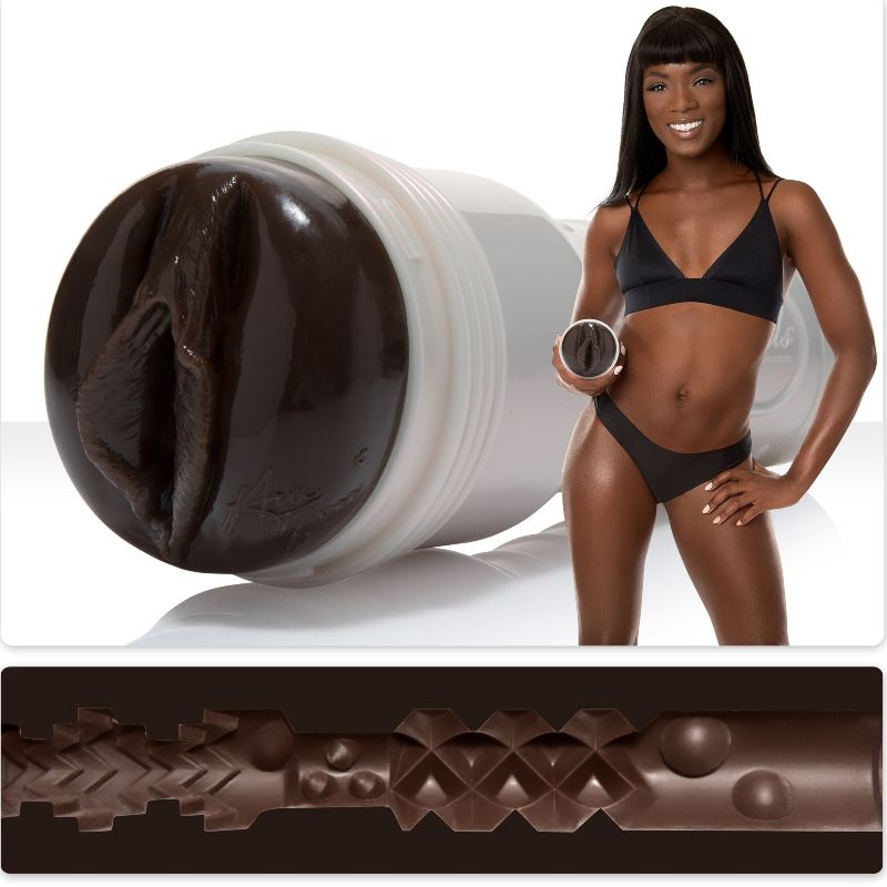 FLESHLIGHT GIRLS - ANA FOXXX VAGIN EN SOIE FLESHLIGHT GIRLS
