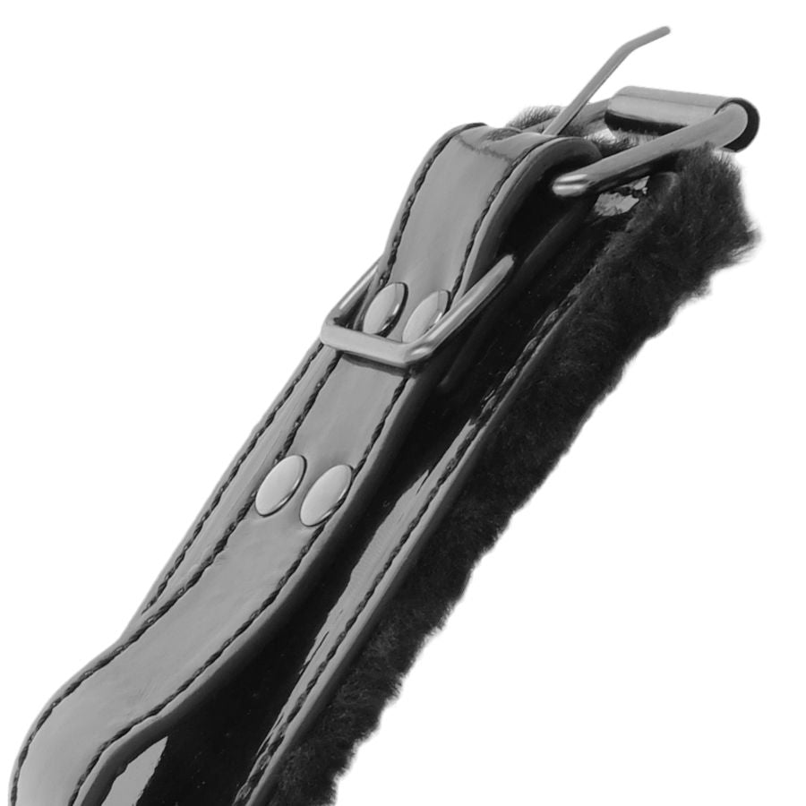 DARKNESS - MENOTTES DE CHEVILLE RÉGLABLES EN CUIR NOIR AVEC CADENAS DARKNESS BONDAGE