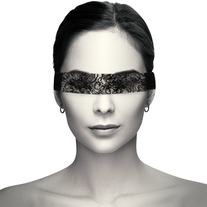 COQUETTE CHIC DESIRE - MASQUE EN DENTELLE NOIRE AVEC RUBAN COQUETTE ACCESSORIES