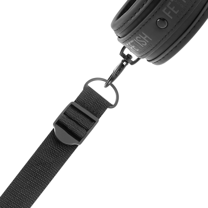 FETISH SUBMISSIVE - ENSEMBLE DE MENOTTES ET LIENS AVEC DOUBLURE EN NOPRÈNE FETISH SUBMISSIVE BONDAGE